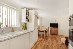 Dining Kitchen- click for photo gallery